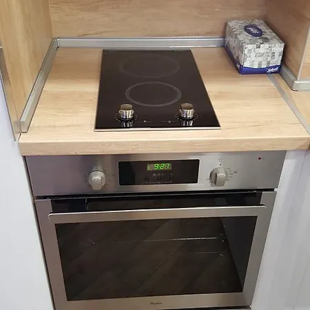 Apartment Select *